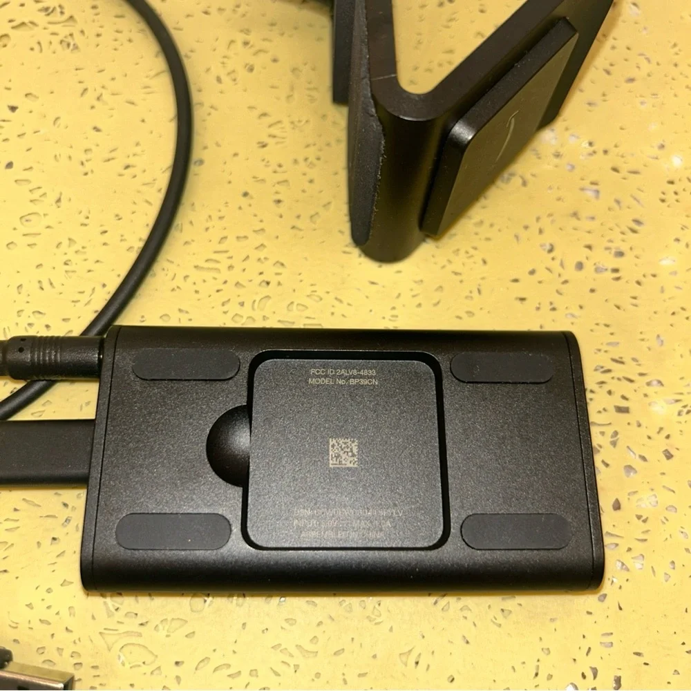 Echo Auto (1st gen) Hands-free Alexa for car with Air Vent Mount phone required